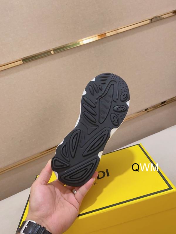 Burberry sz38-45 2C WM0801